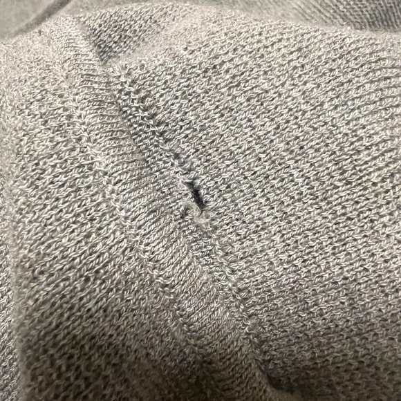 *Imperfect* Eileen Fisher Sweater Women's Medium Gray Full Zip 100% Wool - Picture 10 of 12